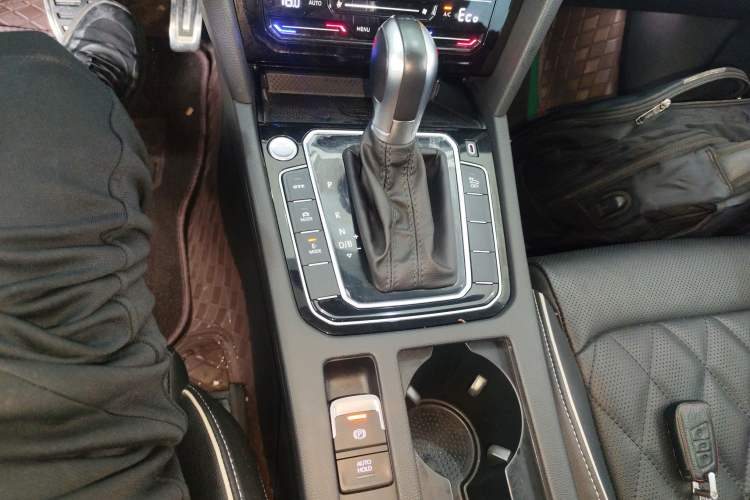 Used Volkswagen Magotan GTE Plug-in Hybrid 2022 GTE Luxury Model