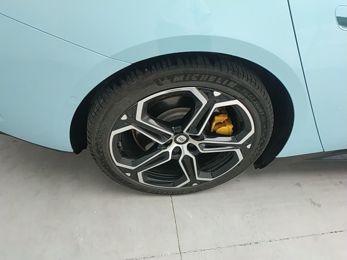 Xiaomi Auto SU7 2024 Four-Wheel Drive Ultra-Long Range Advanced Intelligent Driving Max Edition — снимка 11