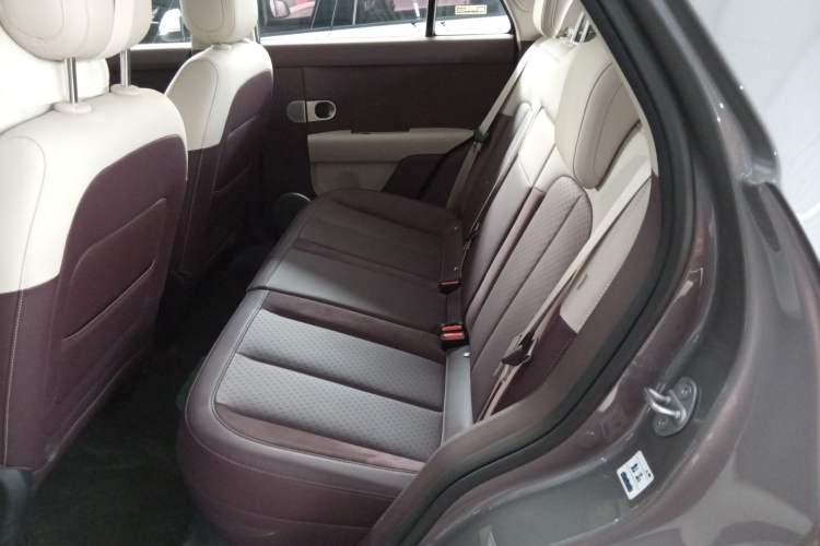 Used firefly firefly 2025 Illuminated Edition
