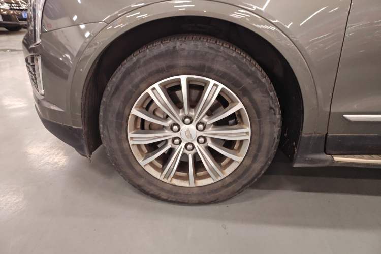 Used Cadillac XT5 2018 25T Luxury Model