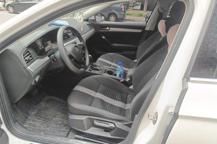 Used Volkswagen Lamando 2019 230TSI DSG Fashion Edition China V Standard
