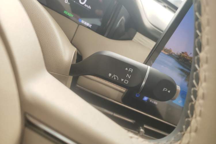 Used Wuling Bingo S 2025 Model 325km Flagship Edition Gear Lever