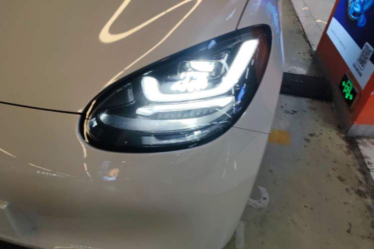 Used Wuling Bingo 2025 333 km Enjoyment Version Left Front Headlight