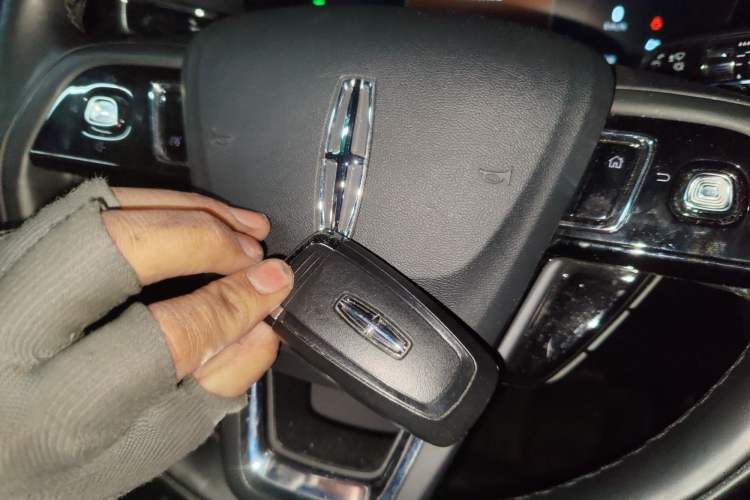 Used Lincoln Corsair 2022 2.0T Two-Wheel Drive Deluxe Edition