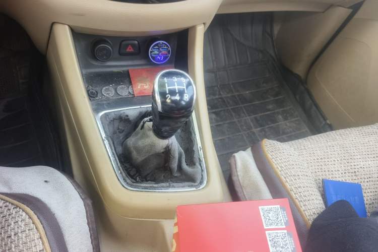 Used Baojun 730 2014 1.5L Manual Luxury Navigation ESP Version 7 Seats