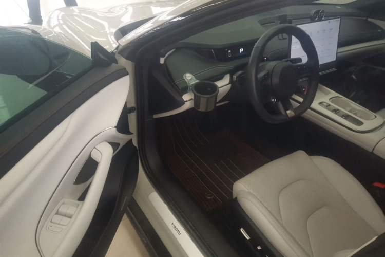 Used Xiaomi Auto SU7 2024 Rear-Drive Long-Range Intelligent Driving Version