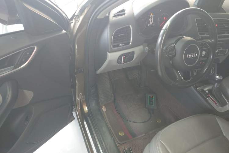 Used Audi Q3 2016 30 TFSI Fashion Model