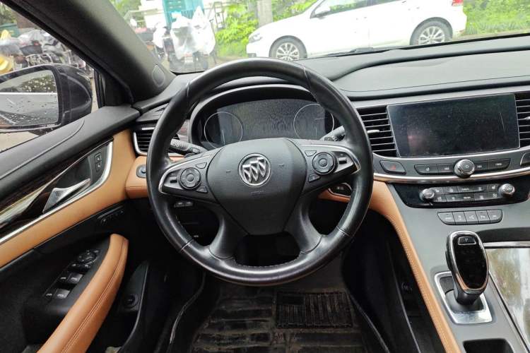 Used Buick LaCrosse 2016 28T Luxury Version
