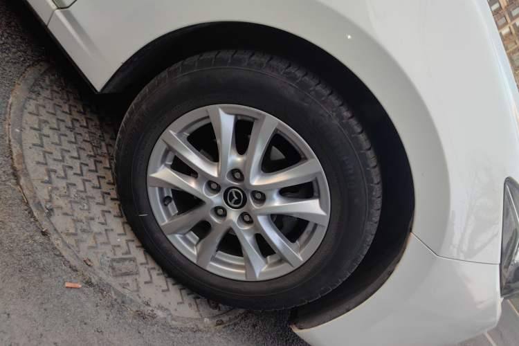 Used Mazda 3 Axela 2016 Sedan 1.5L Automatic Comfort Model Right Front Wheel Hub