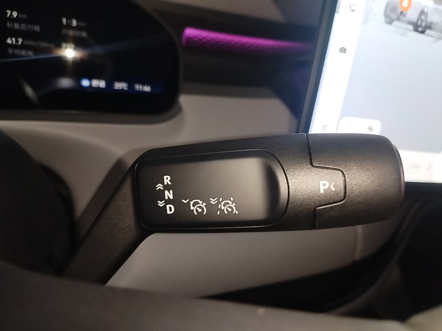 Zeekr MIX 2025 Intelligent Driving Version — снимка 16
