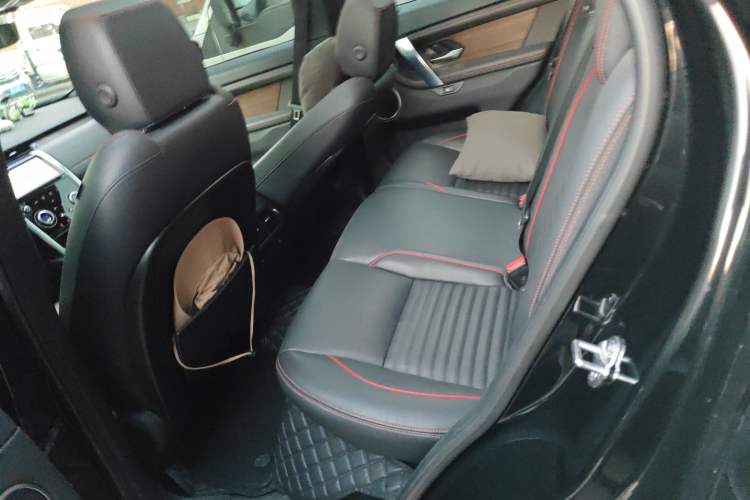 Used Land Rover Discovery Sport New Energy 2022 P300e Performance Tech Edition