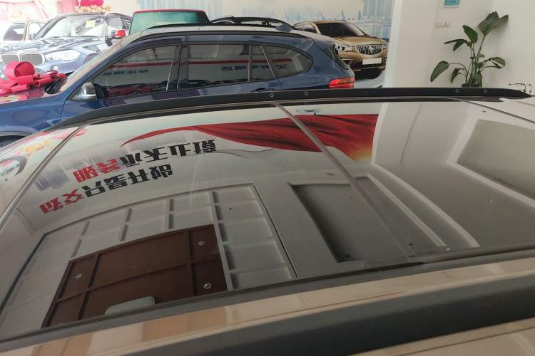 Used Buick Envision 2019 20T Two-Wheel Drive Leading Version China V Standard Roof