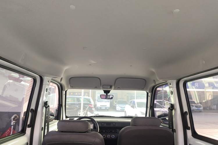 Used Wuling Zhiguang New Energy 2025 Comfort Model