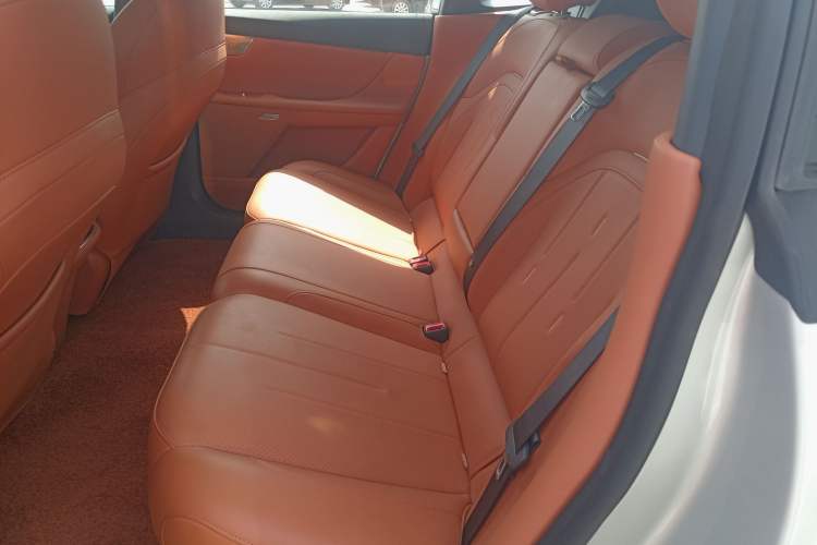 Used Dongfeng eπ eπ007 2025 Model Pure-Electric 565 All-Wheel-Drive Max Leading Edition