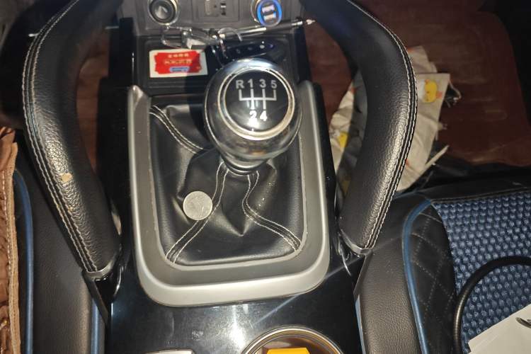 Used Zotye SR7 2016 1.5T Manual Cube Heart Edition China V Standard