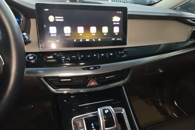 Used Geely Auto Jiajie 2019 1.5TD MHEV DCT Luxury Edition Audio And AC Panel