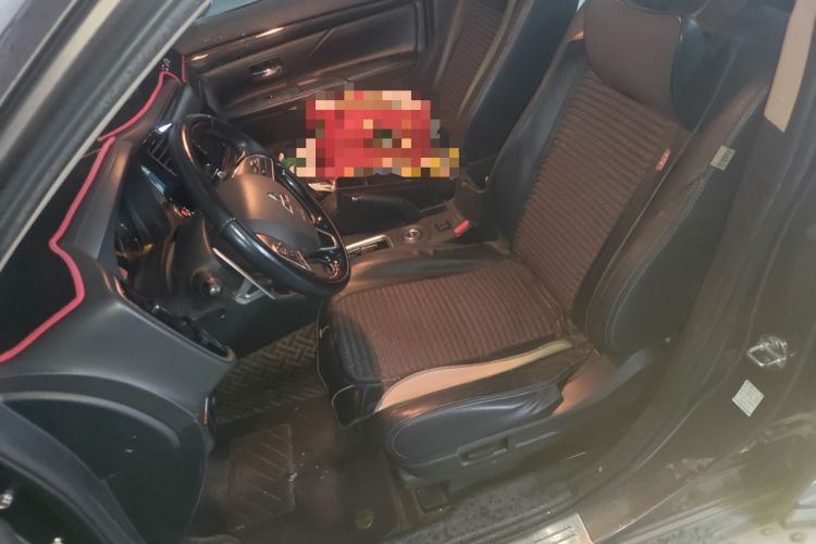 Used Mitsubishi Outlander 2016 2.4L 4x4 Luxury Edition 7-Seater
