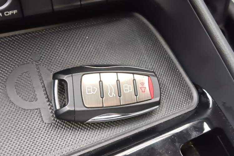 Used Haval F7x 2021 2.0T Two-Wheel Drive Smart & Trendy Edition