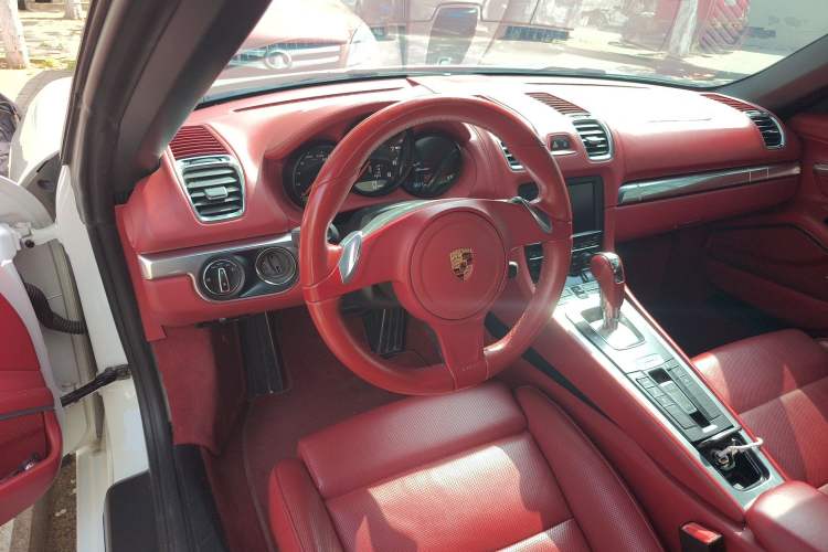 Used Porsche Boxster 2013 Boxster 2.7L
