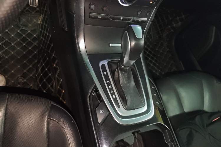 Used Ford Edge 2016 EcoBoost 245 Four-Wheel Drive Titanium 7-Seater