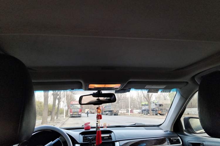 Used Toyota Camry 2016 2.0G 10th Anniversary Leading Edition
