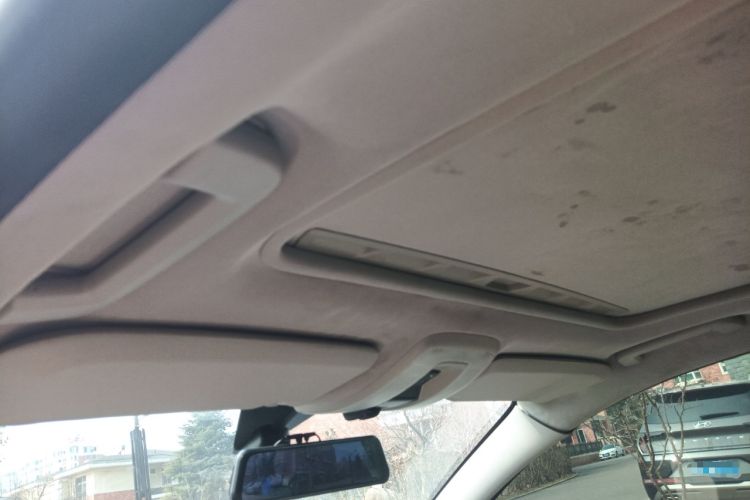 Used Volvo C30 2010 2.0 ZhiShang Version
