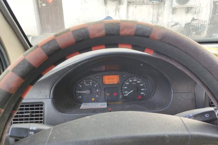 Used Wuling Rongguang 2012 1.5L Extended Standard Version Instrument Cluster