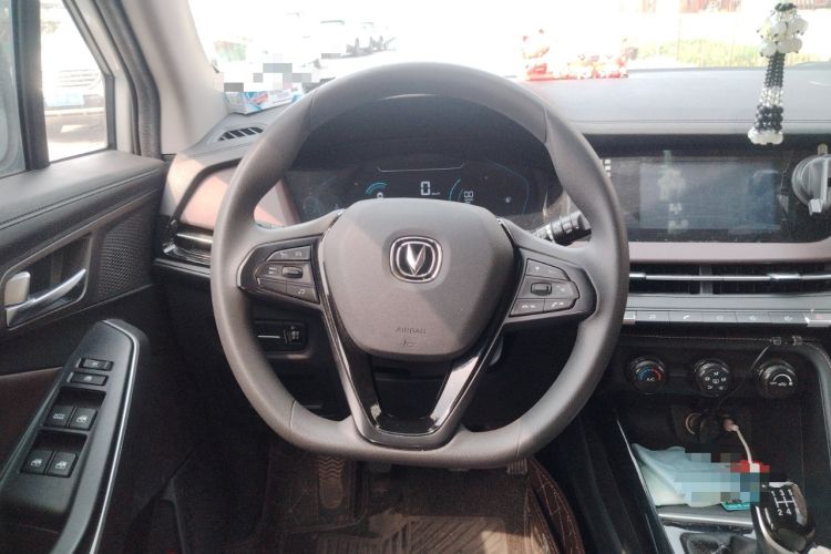 Used CHANGAN CS15 2019 1.5L Manual Entry-Level Version China VI Standard Steering Wheel