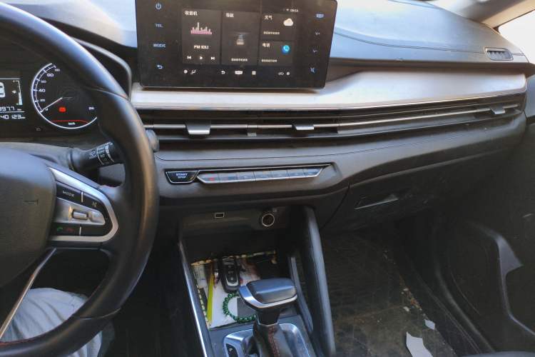 Used Geely Auto Vision X3 2021 PRO 1.5L CVT Deluxe Model