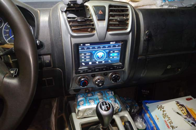 Used JMC Baodian 2016 2.8T New Value-Added Diesel Two-Wheel Drive Extended Cargo Basic Version JX493ZLQ4F