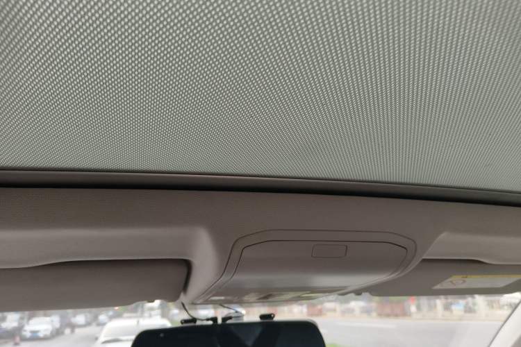 Used Volkswagen C-TREK 2018 1.5L Automatic Comfort Model Headliner