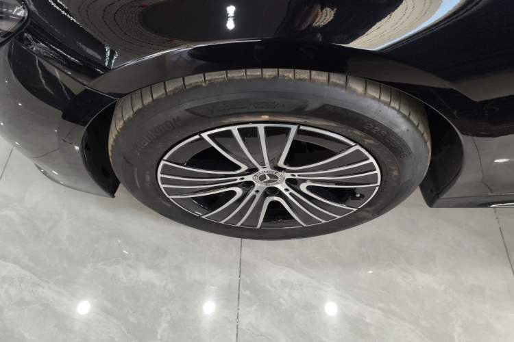 Used Mercedes-Benz E-Class 2024 E 260 L