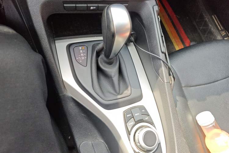 Used BMW X1 2012 sDrive18i Fashion Model Gear Lever