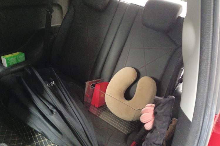 Used Chery Little Ant 2022 Sweet Pink Edition Half-Sugar Version 3-Cell Lithium 30kW 301km