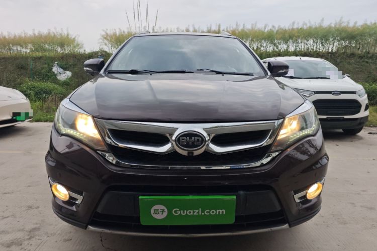 Used BYD S7 2015 2.0T Upgraded Automatic Luxury Version Front