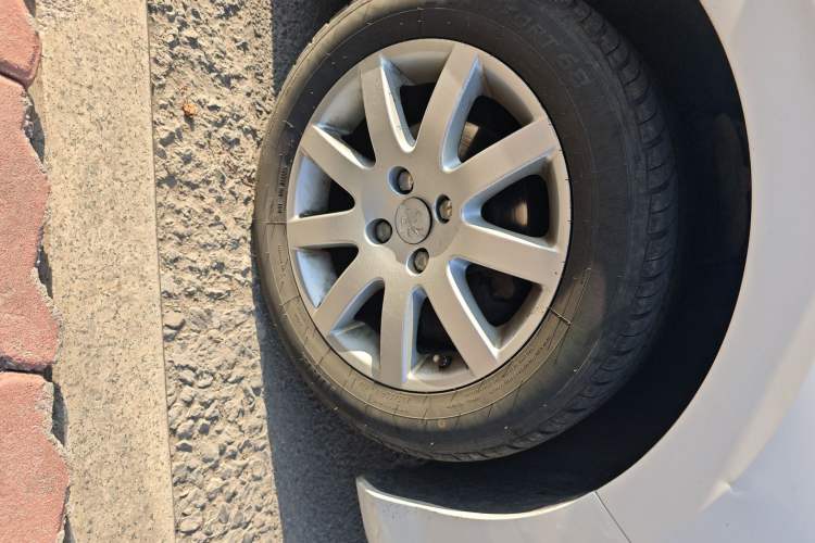 Used Peugeot 308 2012 1.6L Manual YouShang Edition