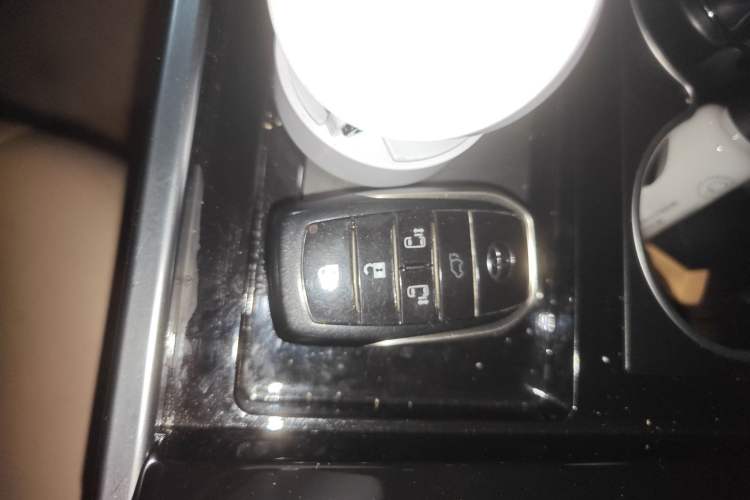 Used Toyota Previa 2012 2.4L 7-Seater Luxury Edition