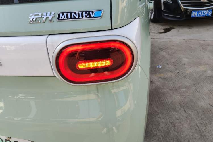 Used Wuling Hongguang MINIEV 2024 3rd Generation 215km Youth Edition Exterior 3