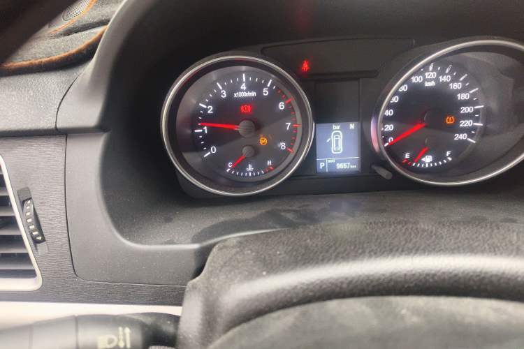 Used Haval M6 2019 1.5T DCT Two-Wheel Drive Elite Version China VI Standard