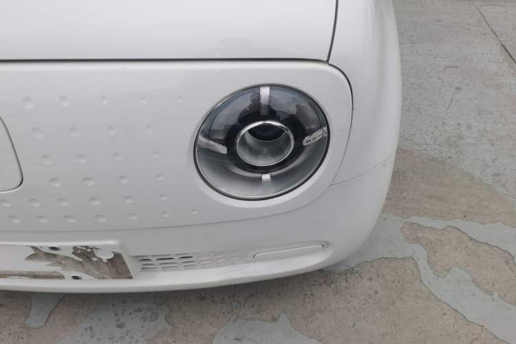 Used ORA Black Cat 2021 301 km Basic Version Left Front Headlight