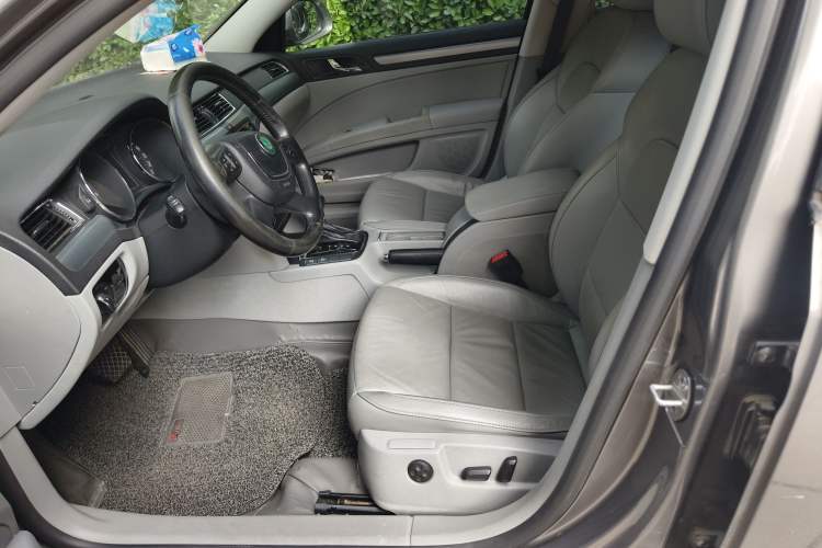 Used Skoda Superb 2009 1.8TSI Automatic Prestige Edition Left Front Seat