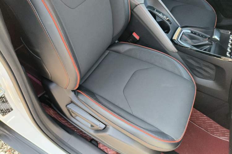 Used Baojun RS-3 2020 1.5L CVT Smart Luxury Edition