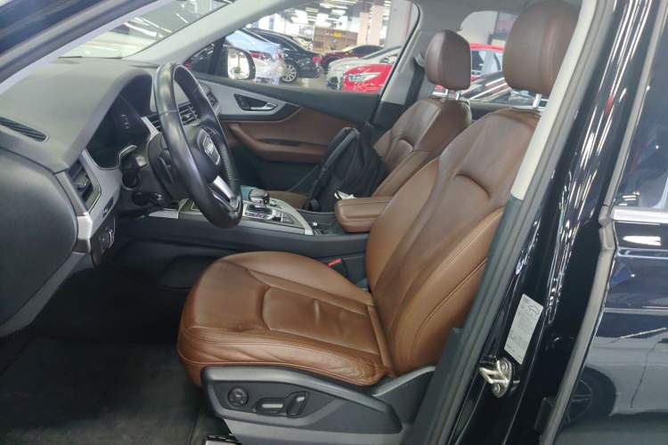 Used Audi Q7 2016 45 TFSI Technology Edition
