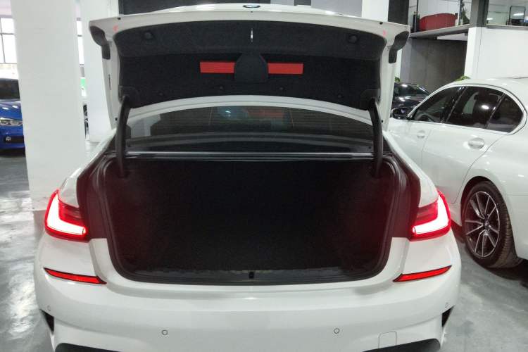 Used BMW 3 Series 2020 Restyled 325Li M Sport Package