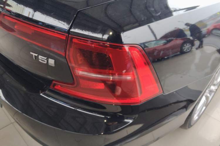 Used Volvo S90 2020 Facelifted T5 Zhiyi Luxury Edition
