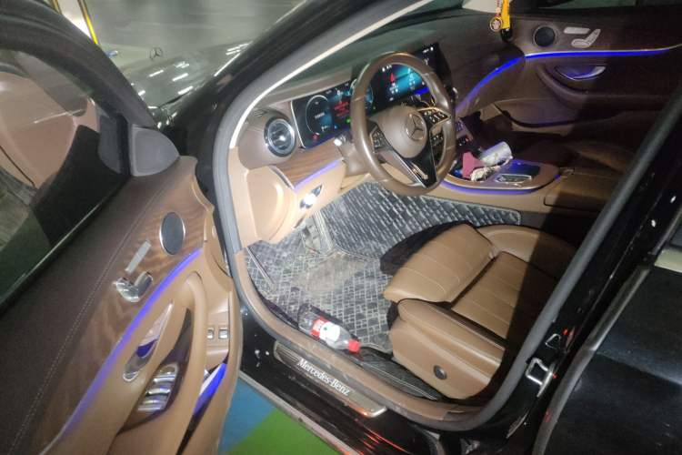 Used Mercedes-Benz E-Class New Energy 2022 Facelift E 350 e L Plug-in Hybrid Sedan
