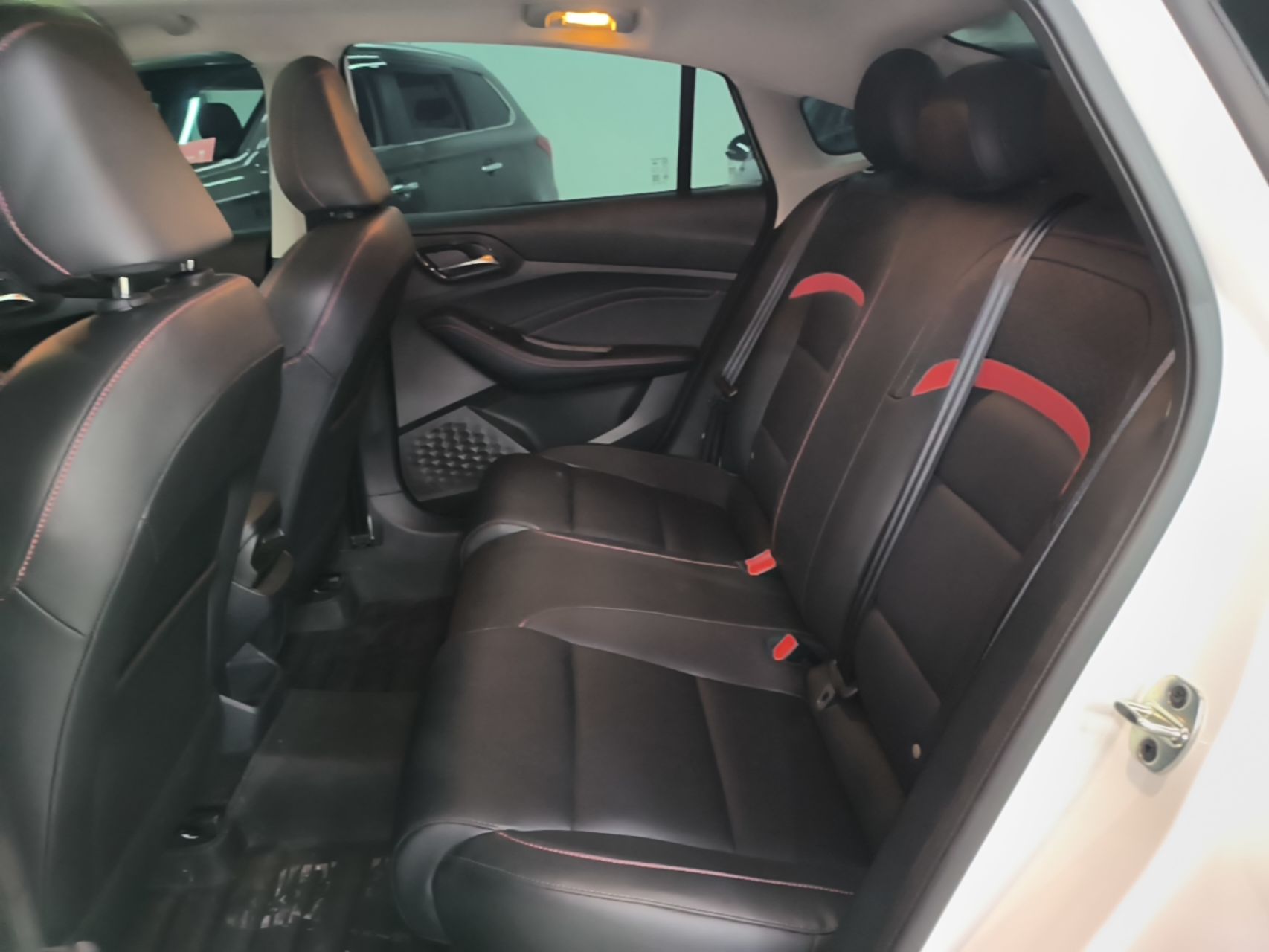 MG 5 2023 180 DVVT CVT Luxury Edition — снимка 20