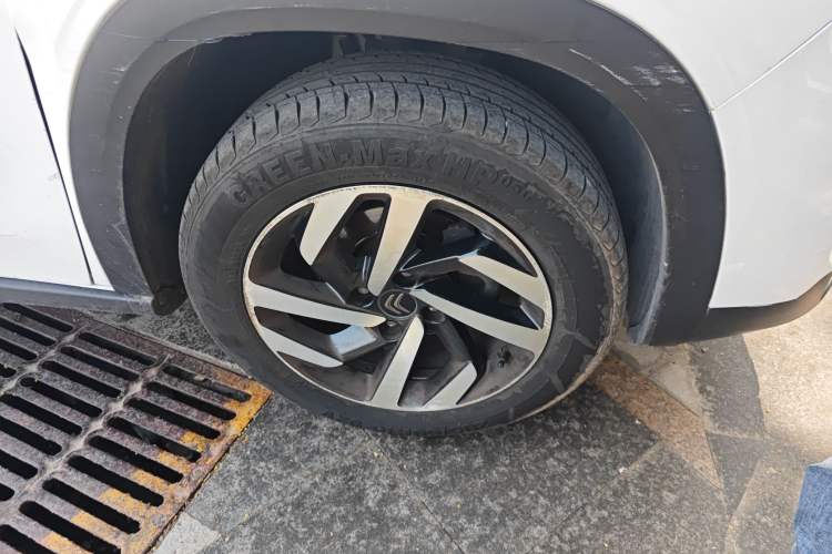 Used Citroen C3-XR 2017 1.6L Automatic Pioneer Model Right Front Wheel Hub