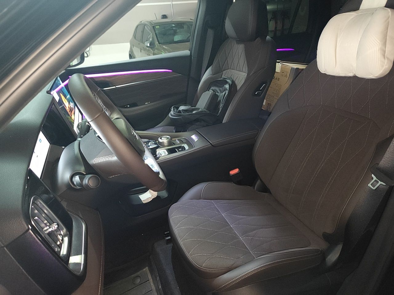 Geely Auto Monjaro L 2026 Model Oriental Yao 2.0TD Automatic Wangyue Edition — снимка 15