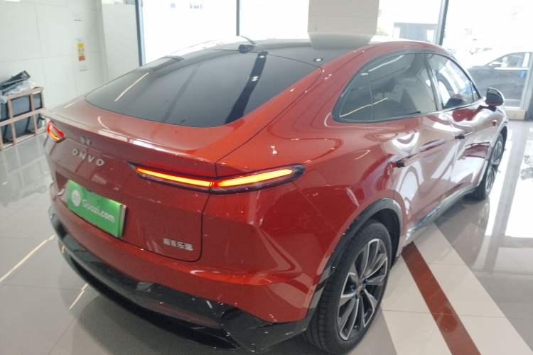 Used ONVO L60 2024 60 kWh All-Wheel Drive